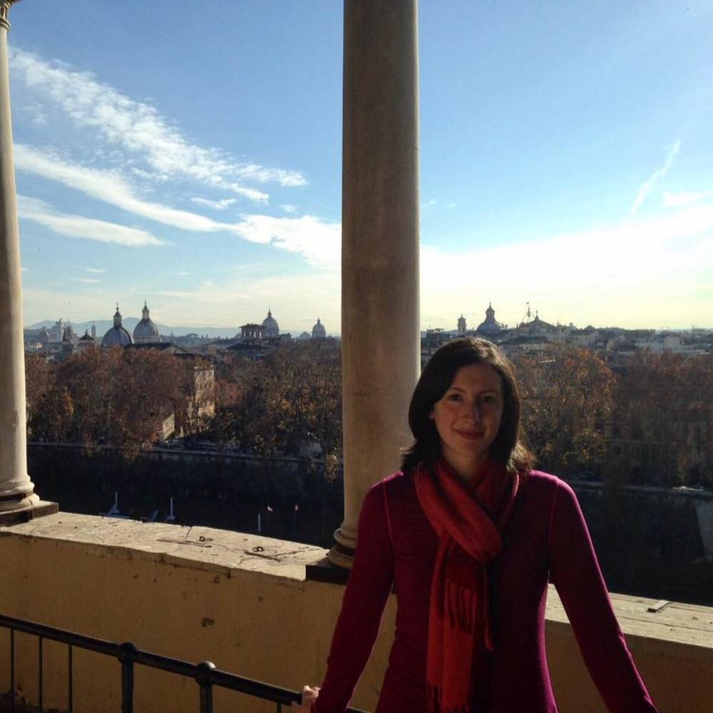Meet your Posher, Desiree